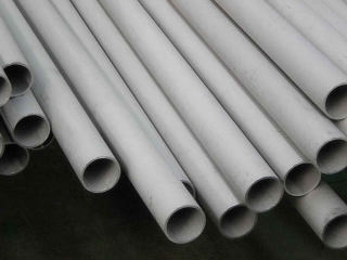 <a href="http://www.sino-alloy.com/stainless-tubes/hydraulic-tubing.html">Hydraulic tubing</a> in 316L Stainless steel seamless